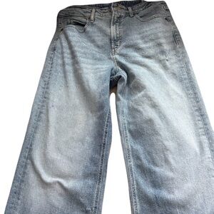 Old Navy women’s sky hi wide leg Fit Light Blue Jeans